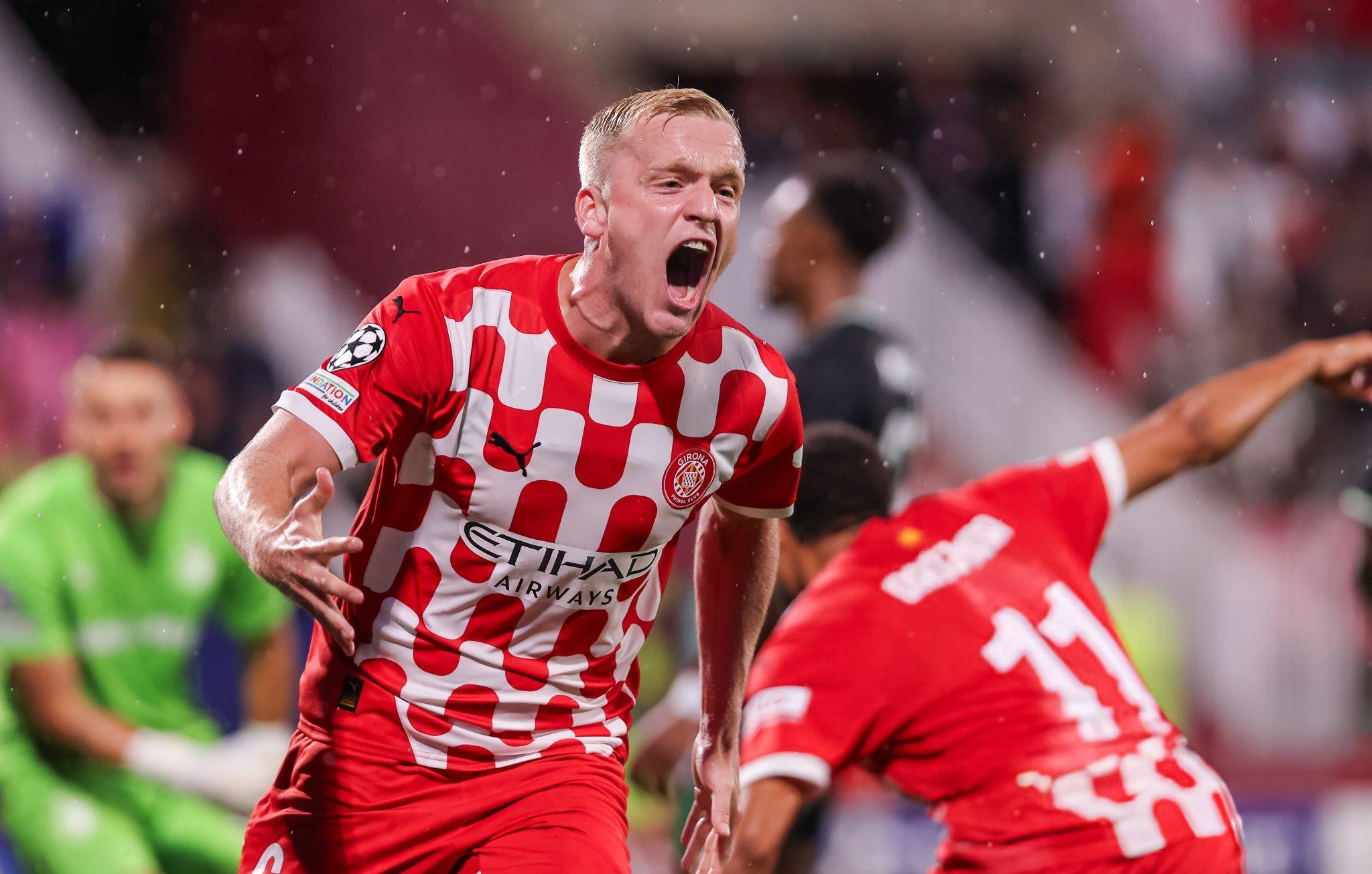 Donny van de Beek & bình nguyên hy vọng tại Girona 6