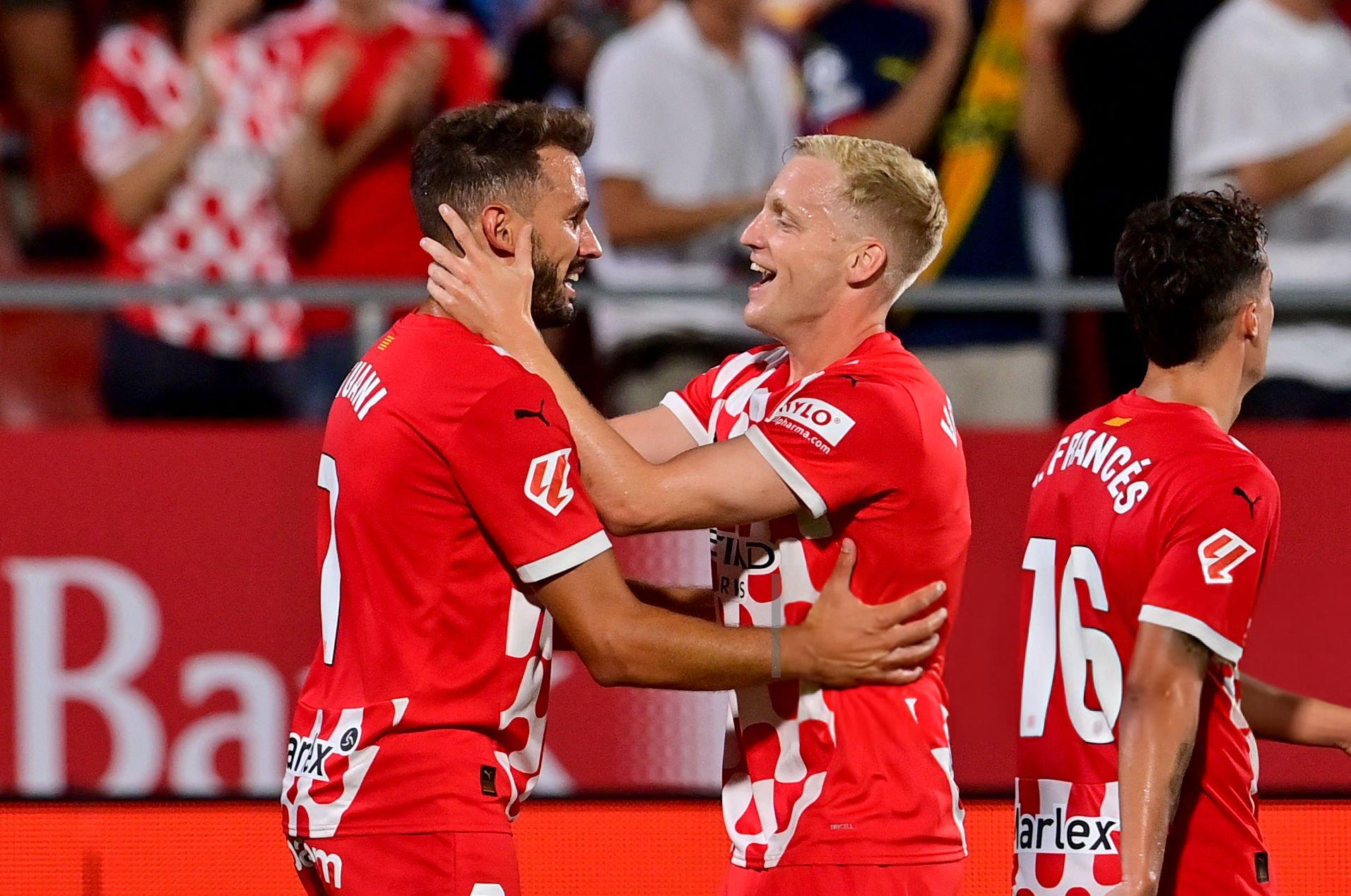 Donny van de Beek & bình nguyên hy vọng tại Girona 1