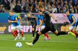 Ghi bàn liên tục, Harry Kane xô đổ kỷ lục của Haaland tại Bundesliga