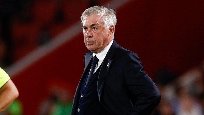 Phòng thay đồ của Real Madrid đang ngày càng xa rời Ancelotti - Ảnh 1.