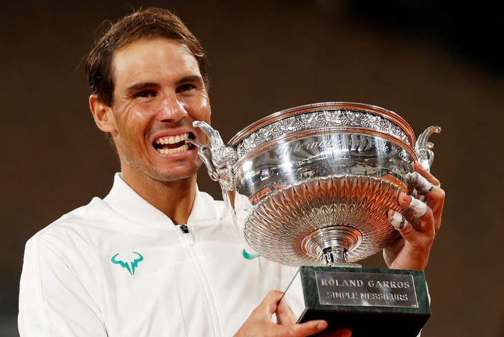 Sự nghiệp lẫy lừng của Rafael Nadal: ‘Vua mặt sân đất nện’ và những dấu mốc chói lọi - Ảnh 1.